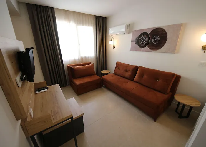 Отель Spilos Гумульдур