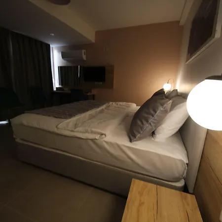 Hotel Spilos *